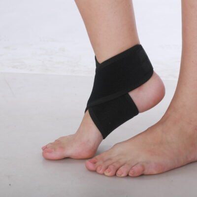 D-06 ANKLE WRAP (FIGURE OF EIGHT) NEOPRENE (UM)